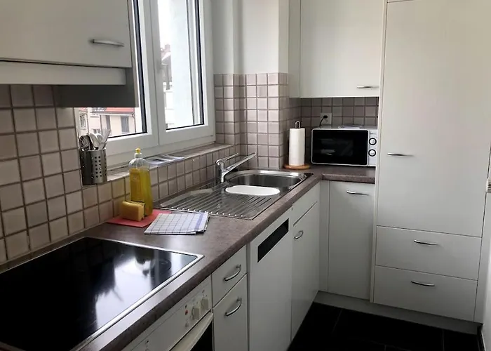 דירה Bright And Quiet In The Center - Sky11