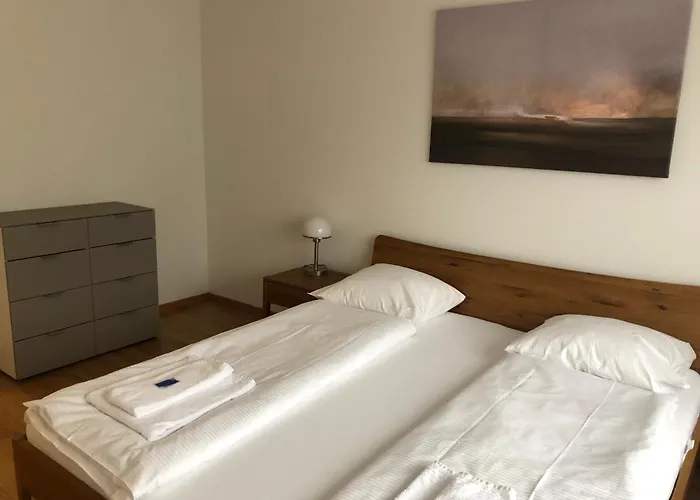 Bright And Quiet In The Center - Sky11 * Zurique