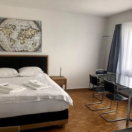 Bright And Quiet In The Center - Sky11 * Zurych